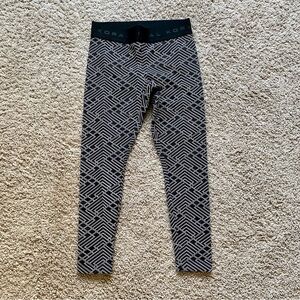 Koral Activewear Vertex Knockout Yoga Pilates Crop Compression Leggings